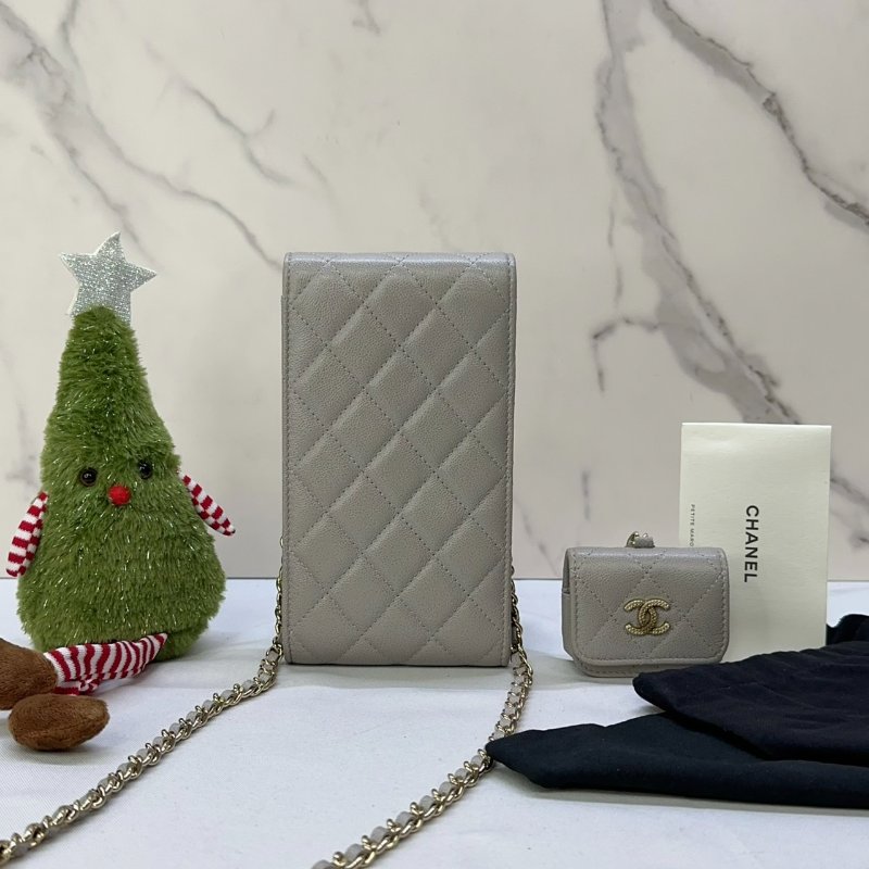 CHANEL 22C手機耳機包-1