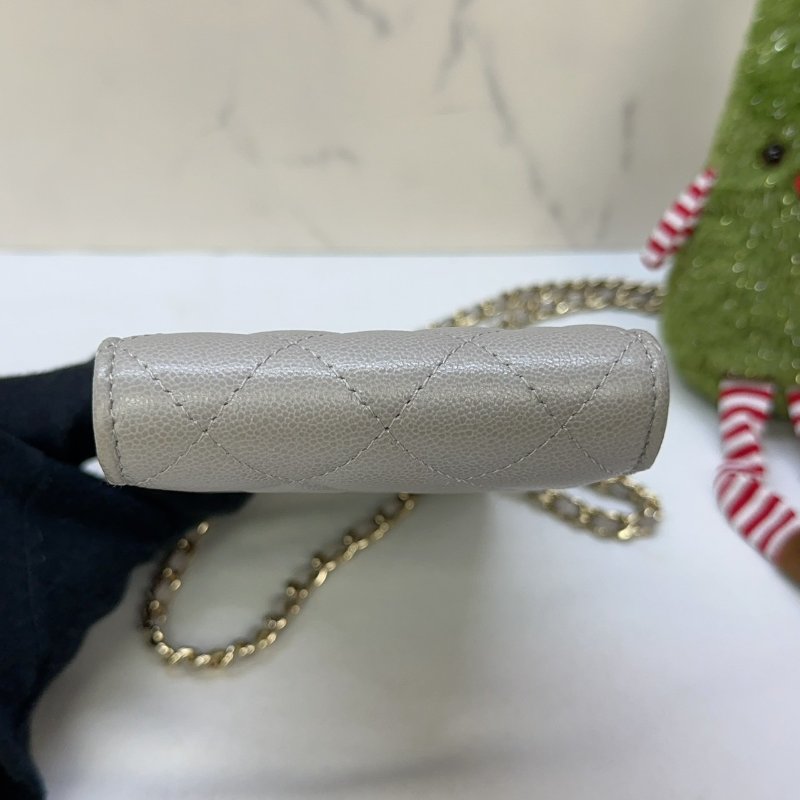 CHANEL 22C手機耳機包-5