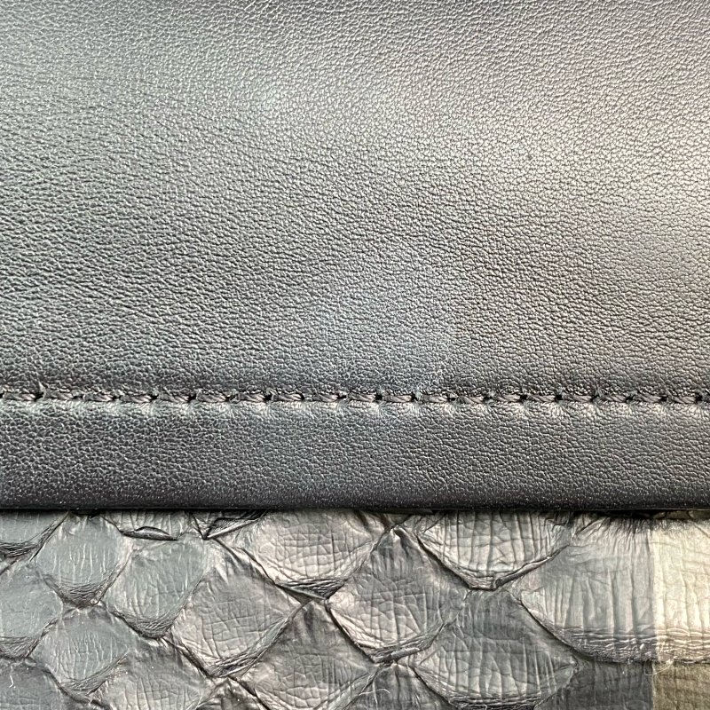 △ Chanel 香奈兒 CF25 Black And Grey Python Black Tone Metal Classic Double Flap Chain Shoulder Bag No.21 A01112 黑色和灰色蛇皮黑色金屬鎖鏈肩背袋No.21 - 267000425-15