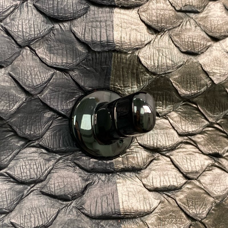 △ Chanel 香奈兒 CF25 Black And Grey Python Black Tone Metal Classic Double Flap Chain Shoulder Bag No.21 A01112 黑色和灰色蛇皮黑色金屬鎖鏈肩背袋No.21 - 267000425-16