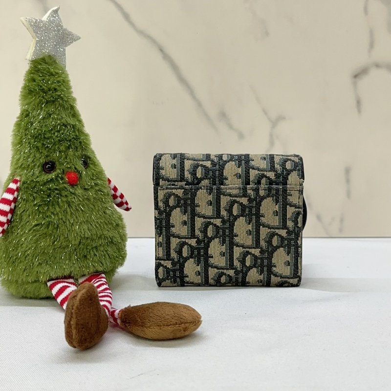 DOIR Saddle三折短夾-1