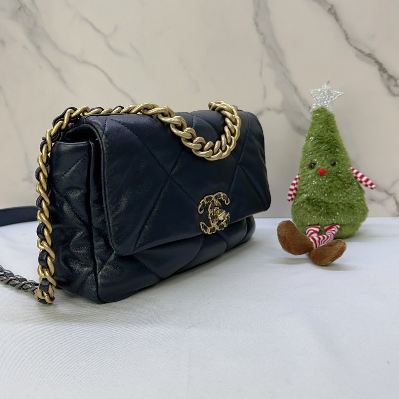 CHANEL 藍黑色19鏈帶包-3