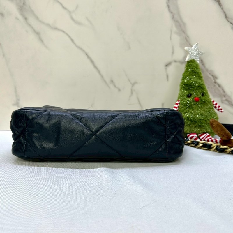 CHANEL 藍黑色19鏈帶包-7