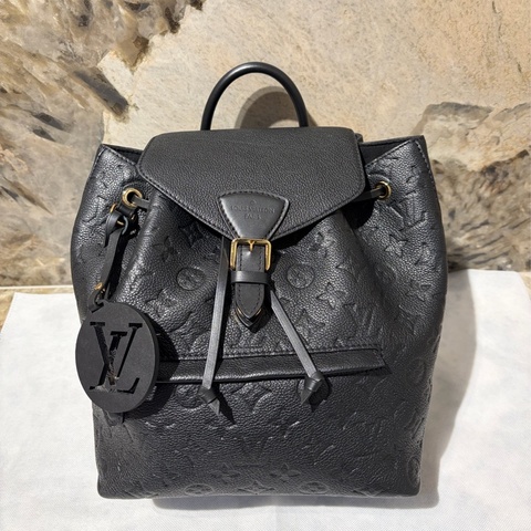 LV黑色老花壓紋後背包