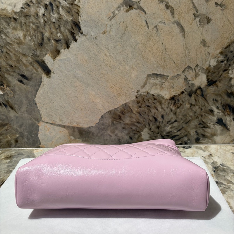 Chanel淡紫色亮面小羊皮31購物包-3