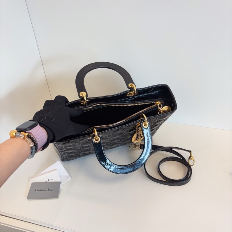 【98新部分膜在🆕】Dior黑金漆皮 七格戴妃包  手提包-7
