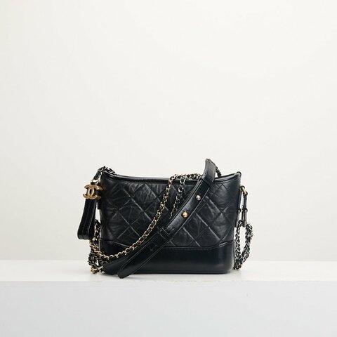 二手Chanel Gabrielle 小號流浪包/黑金 芯片款