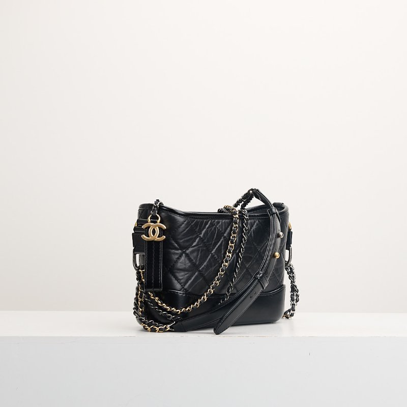二手Chanel Gabrielle 小號流浪包/黑金 芯片款-1