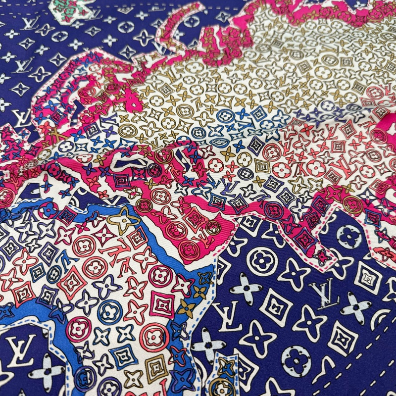 LV紫羅蘭世界地圖真絲圍巾M75218-4