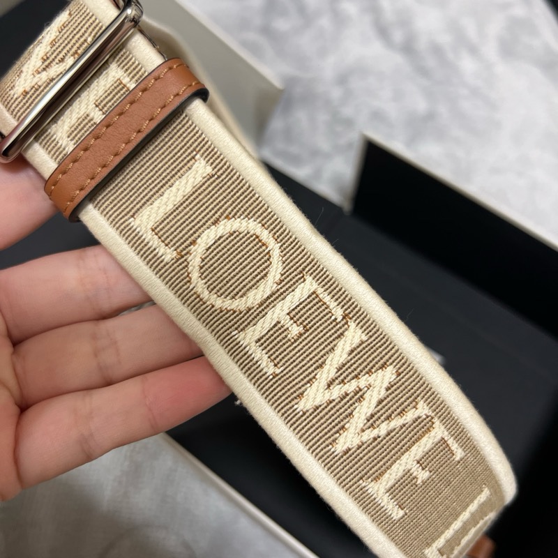 Loewe 提花織配小牛皮肩帶棕褐色-3