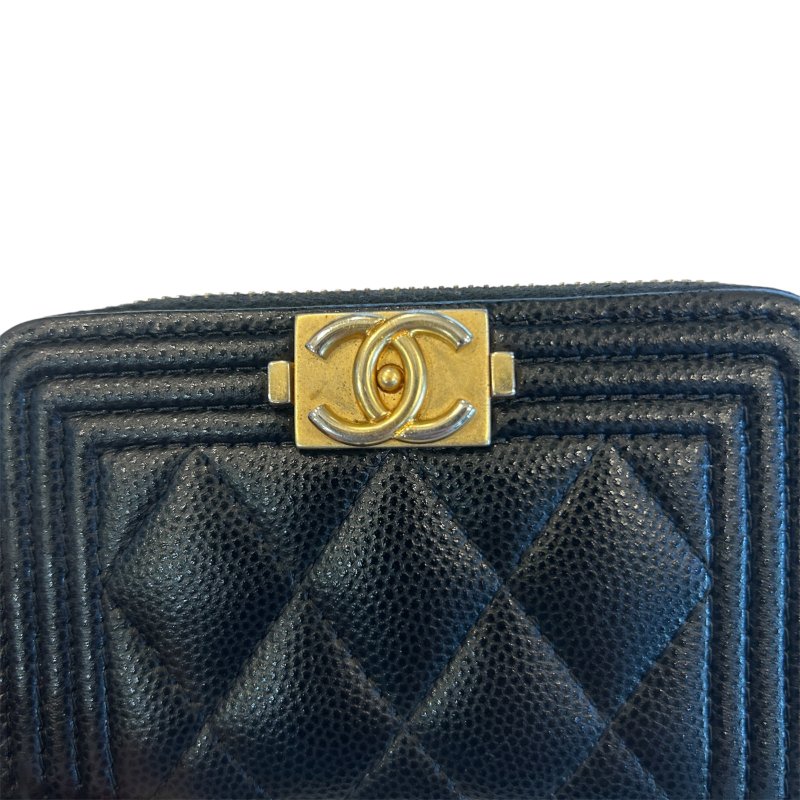 CHANEL黑金荔枝皮ㄇ型拉鍊卡包-8