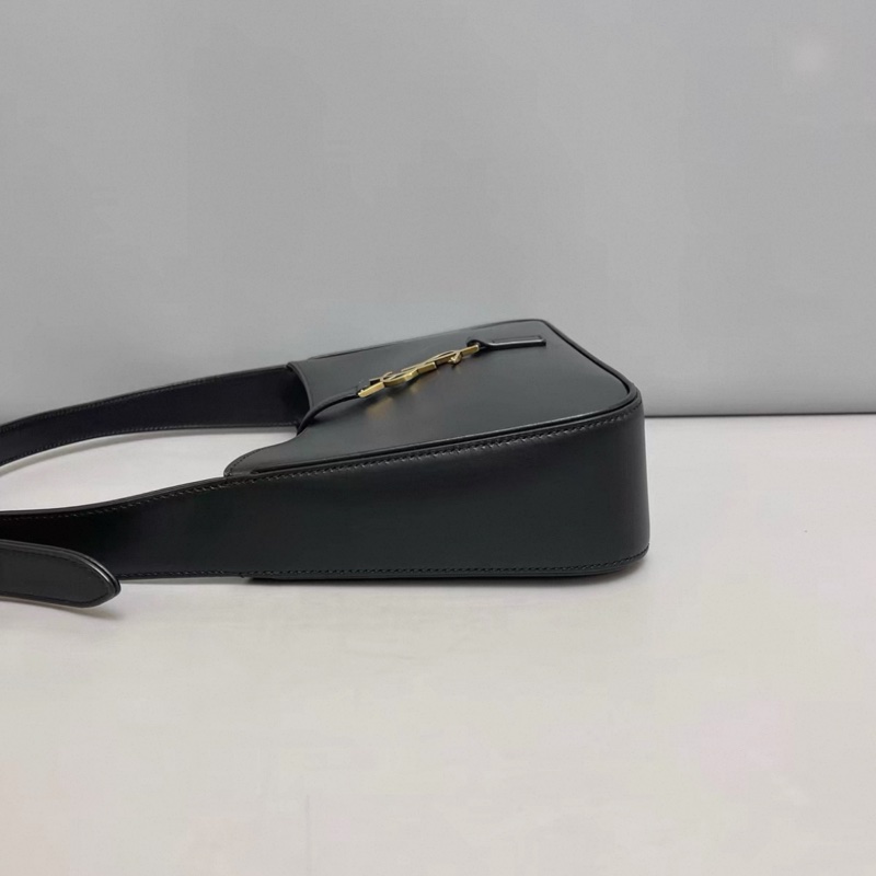 YSL聖羅蘭LE 5 À 7中號黑金全皮hobo-2