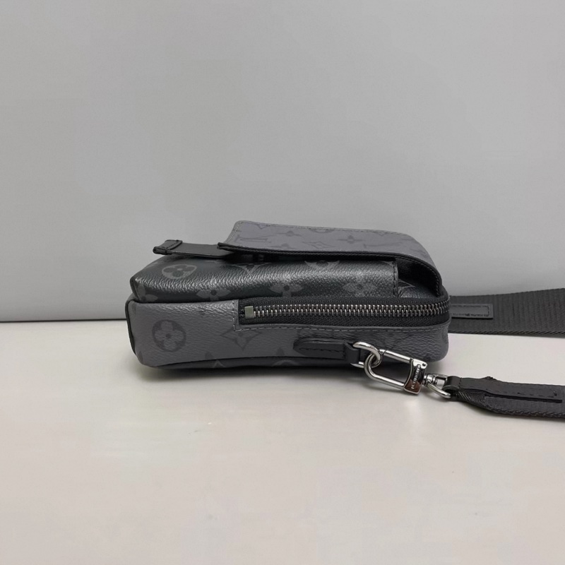 LV路易威登 黑老花手機包單肩斜挎包 芯片-2