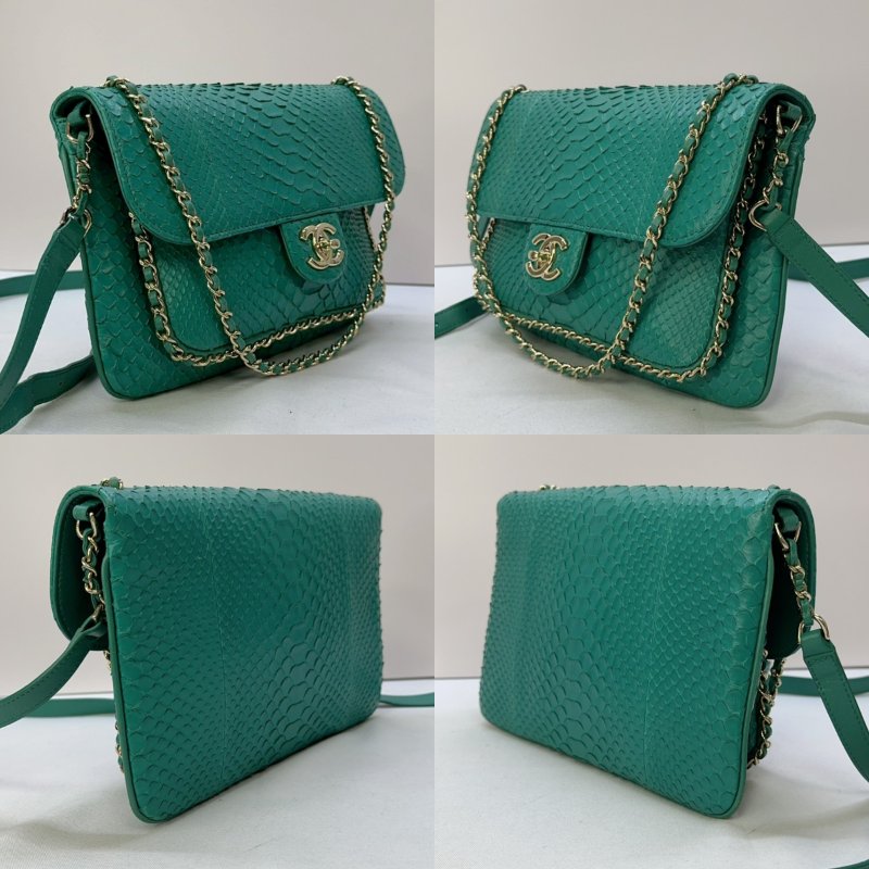 CHANEL 珍稀蟒蛇皮口蓋斜背包-2