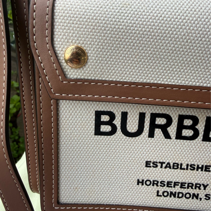 二手BURBERRY咖啡色帆布Mini Pocket迷你口袋手提肩背包-2