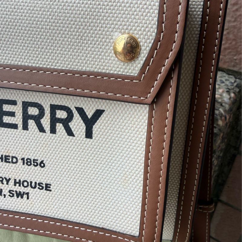 二手BURBERRY咖啡色帆布Mini Pocket迷你口袋手提肩背包-3