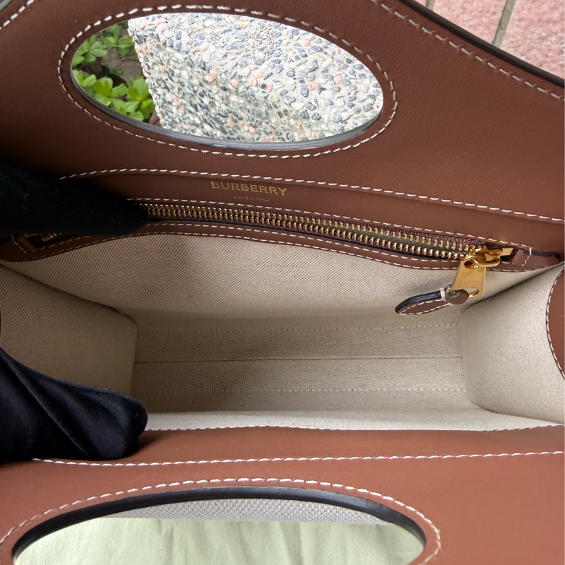 二手BURBERRY咖啡色帆布Mini Pocket迷你口袋手提肩背包-7