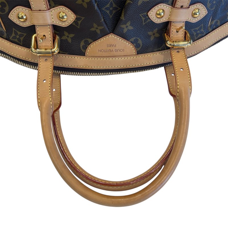 LV字紋元寶肩背包-大款-9