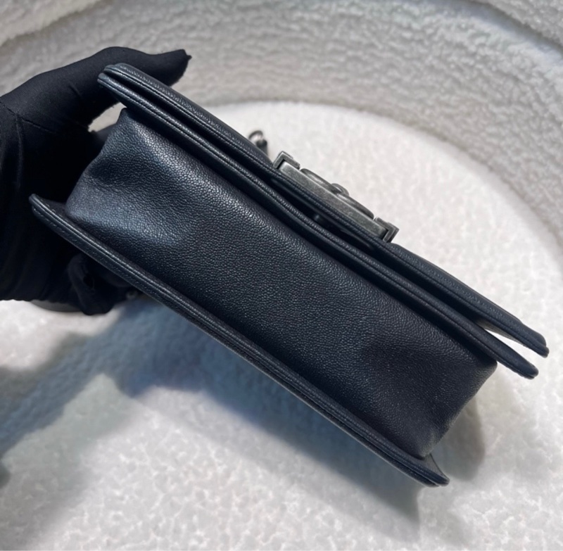 Chanel boy20小號 深藍灰荔枝牛皮-6