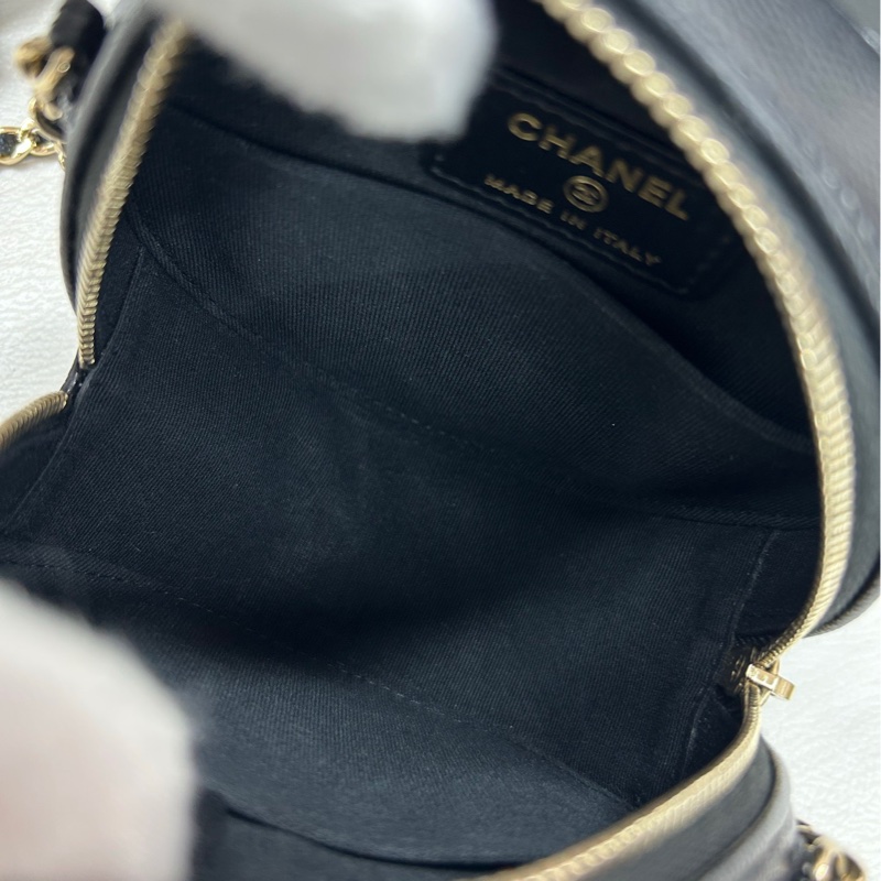 【全套】 Chanel 黑金荔枝牛皮鑽扣小圓餅 斜挎包-6