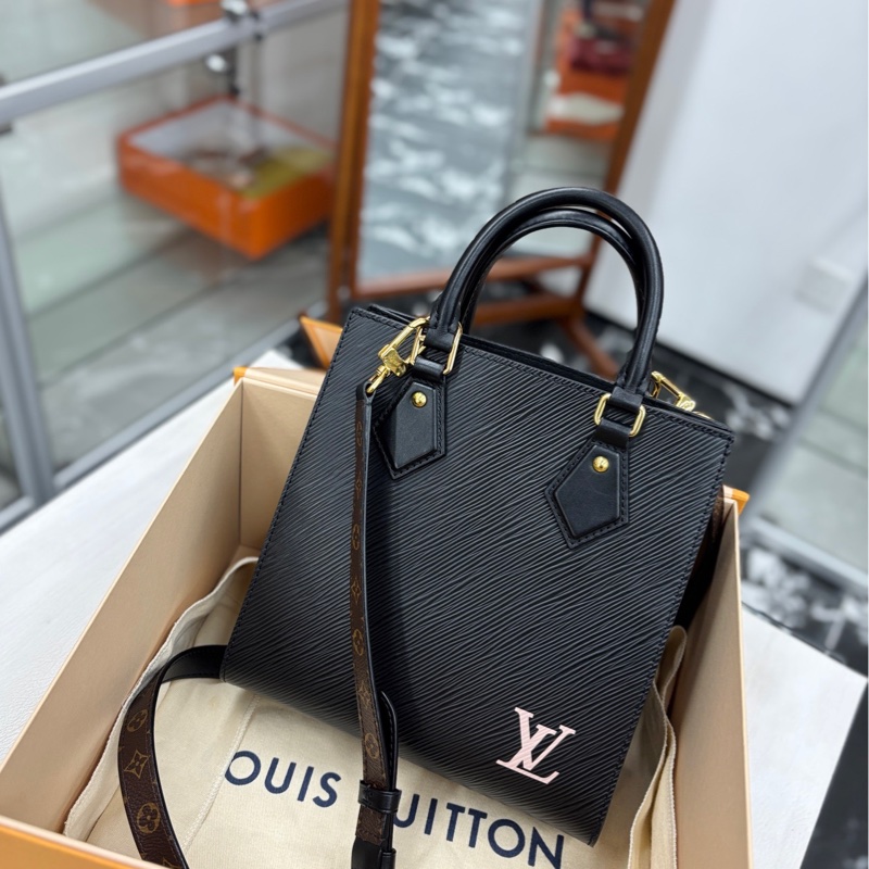 【98🆕】LV 黑色水波紋Sac Plat bb 手提單肩斜挎包-0