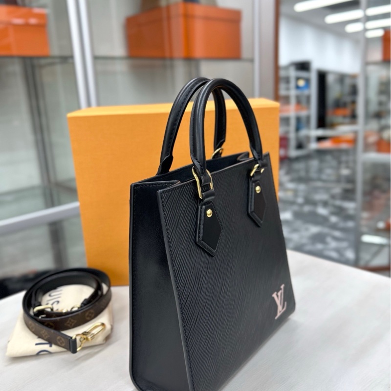 【98🆕】LV 黑色水波紋Sac Plat bb 手提單肩斜挎包-2