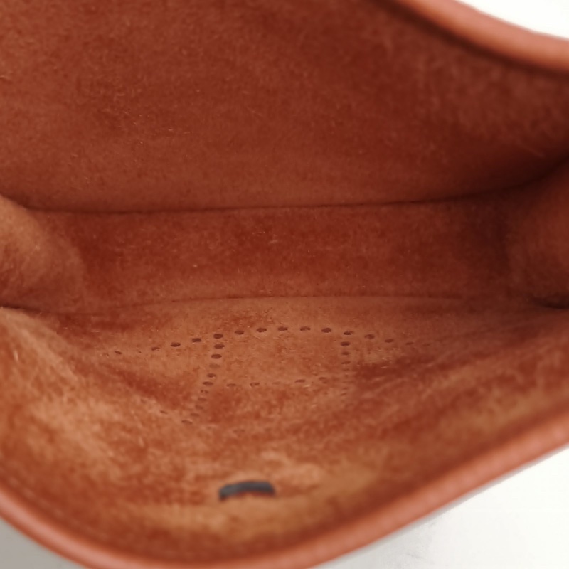 HERMES EvelyneMini16古銅色TC皮B刻銀扣肩背包-4