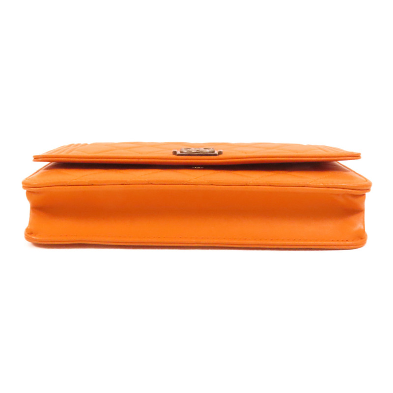 CHANEL 羊皮皮革Boy Wallet On Chain銀扣肩背袋-3