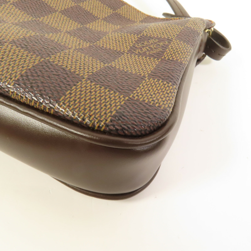 LOUIS VUITTON Damier Pochette Accessories金扣手挽袋-10