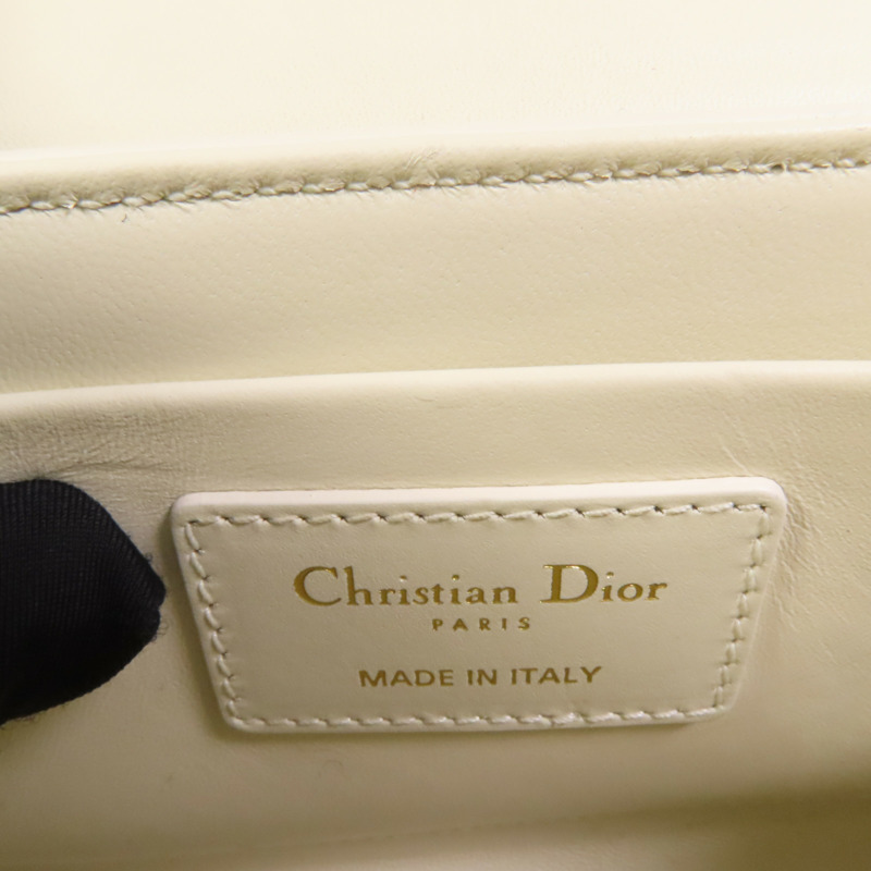 Dior 牛皮皮革30 Montaigne金扣肩背袋-9