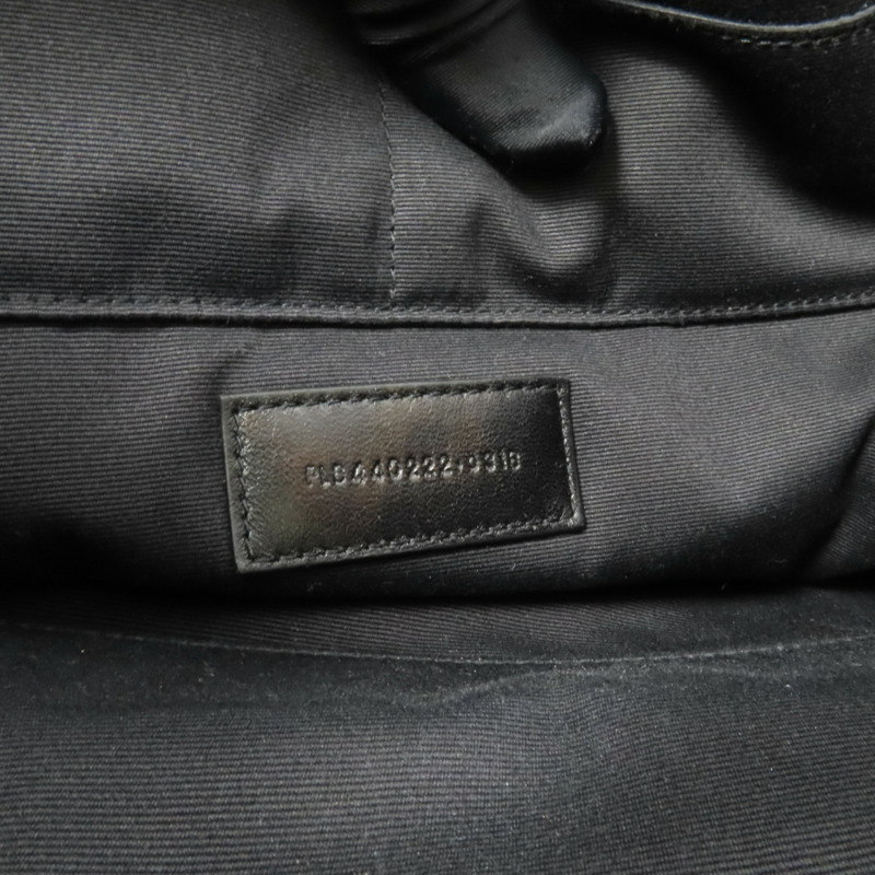 YVES SAINT LAURENT 牛皮皮革Matelasse銀扣手拿包-9