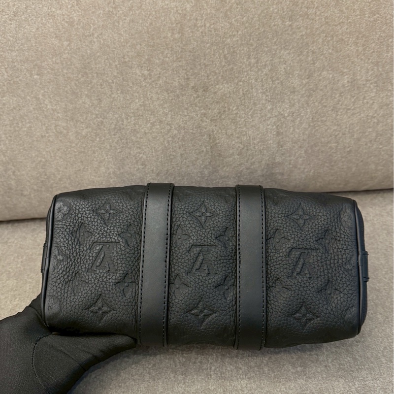 LV KEEPALL25壓紋-4