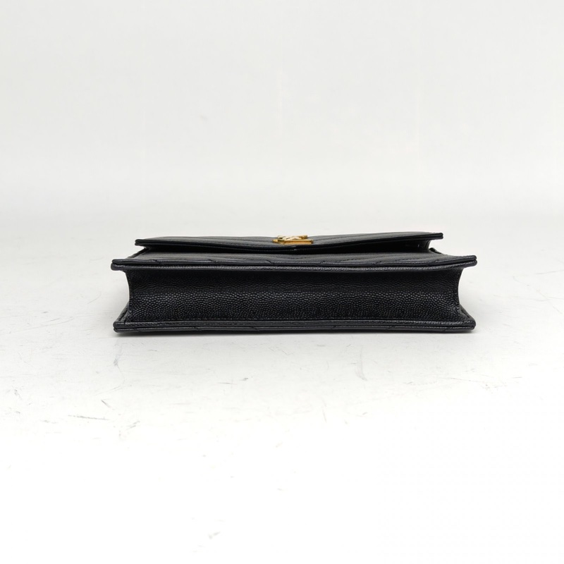 SAINT LAURENT CASSANDRA信封腋下包Woc19V紋黑色牛皮金扣肩背包-3