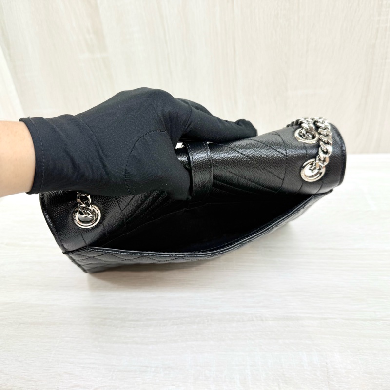 YSL💕黑牛皮銀鏈中型信封斜背包/1600185-16