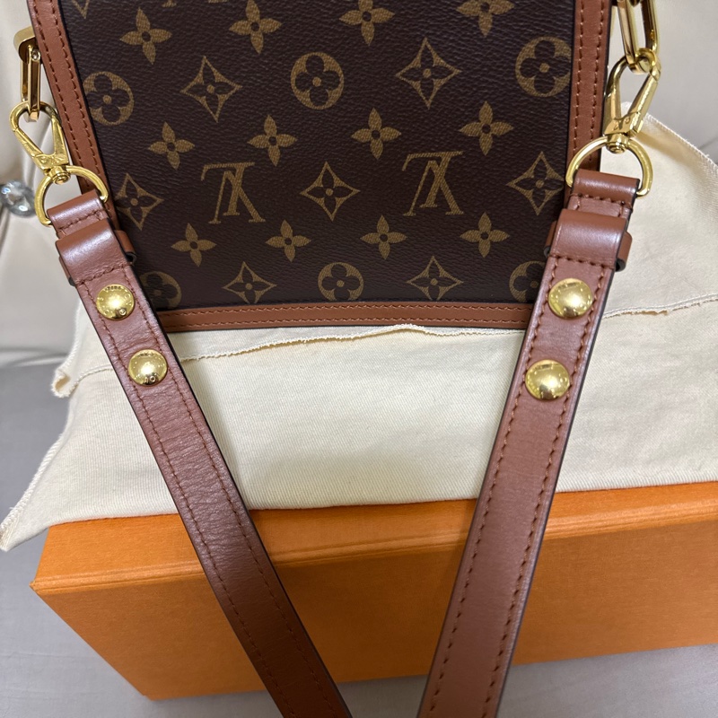 LV M45959 DAUPHINE-16