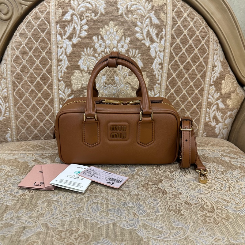 Miumiu 焦糖牛皮金釦Arcadie手提肩斜背包5BB142-0