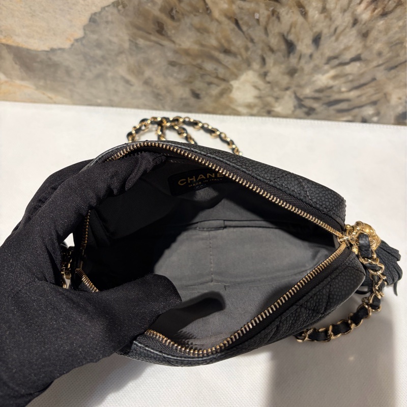 Chanel霧面黑灰荔枝流蘇金鏈包-7