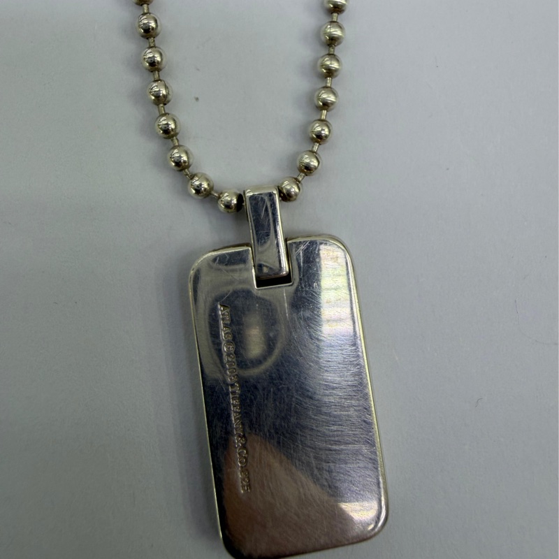 這是一條Tiffany & Co. 的Atlas 系列條牌項鍊。-6