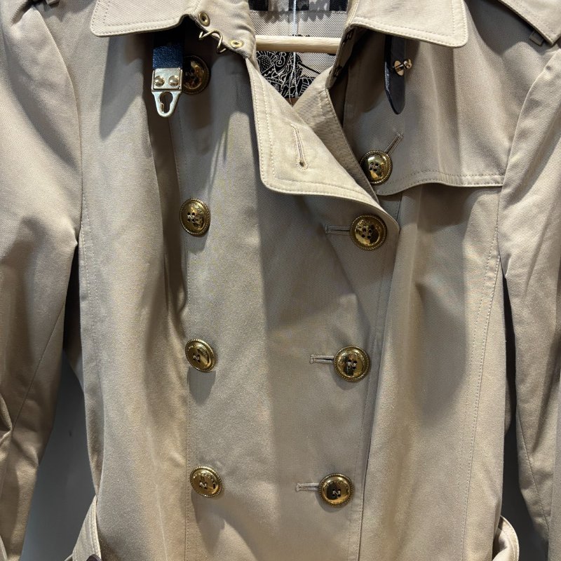 【美收精品】BURBERRY茶色風衣外套 5-40-2