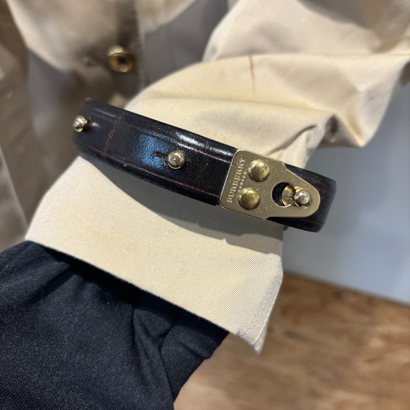 【美收精品】BURBERRY茶色風衣外套 5-40-6