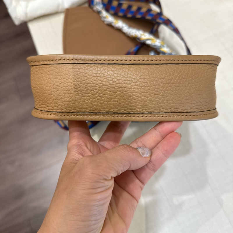愛馬仕的mini Evelyn’s 金棕金肩背包斜挎包兩用-4