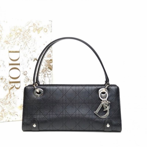 【93新 ✨ 全網最低價！】DIOR迪奧  中古橫版戴妃  拉鍊開合手提包  銀標 女款 黑色（下單前先詢問庫存❗️）