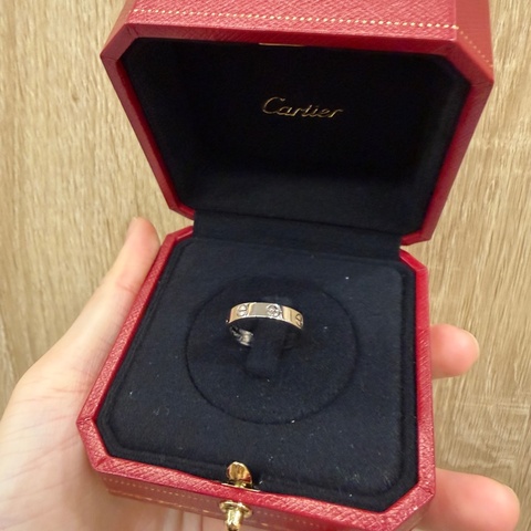 Cartier 750白K金Love小型款戒指B4085150