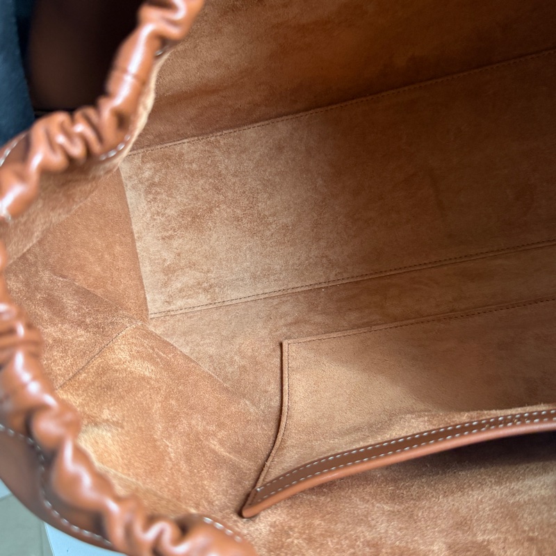 Celine 抽繩大包 買十幾萬啊-11