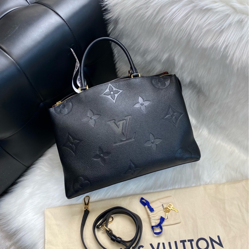 LV路易威登 GRAND PALAIS系列手袋 蒙田中號 經典logo大印花 芯片款 女士手提包 黑色金扣-1