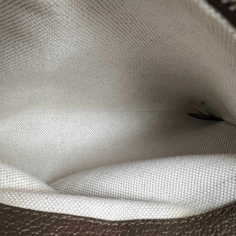 GUCCI 702823  經典GG紋ATTACHE 肩背包-7