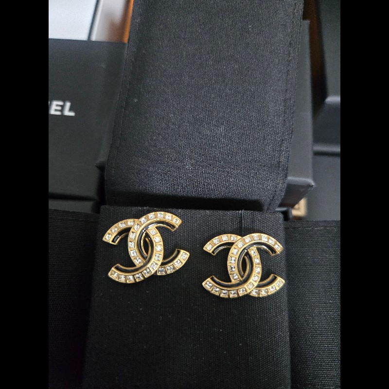 (全新品)Chanel雙色雙C水鑽耳環-0