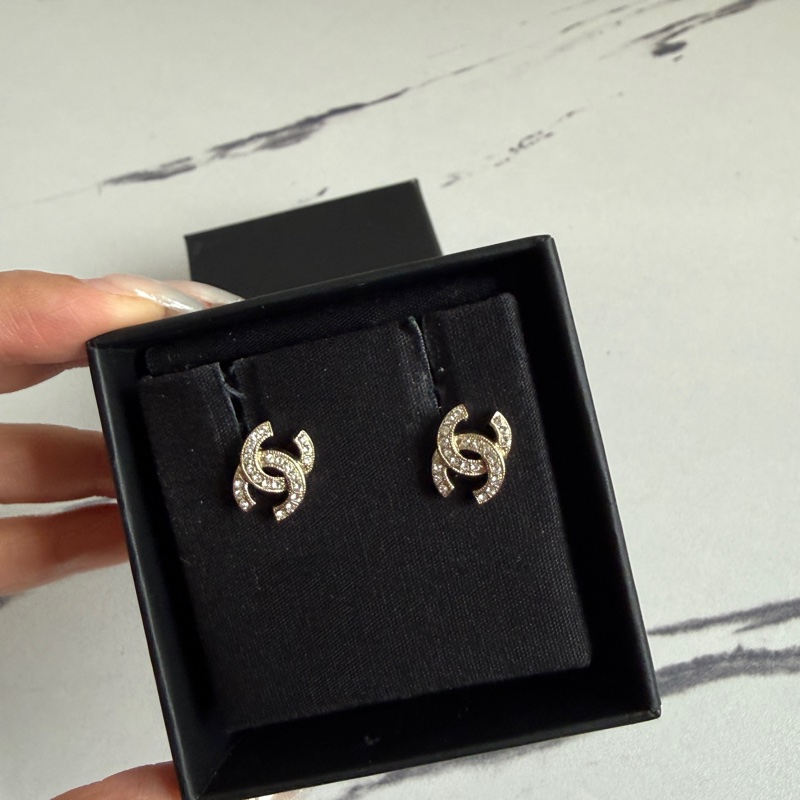 Chanel 超好看低調小鑽😍耳環-2