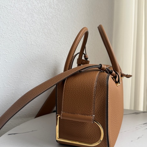 德爾沃超美焦糖色大D 皮革超好 貴婦專用包