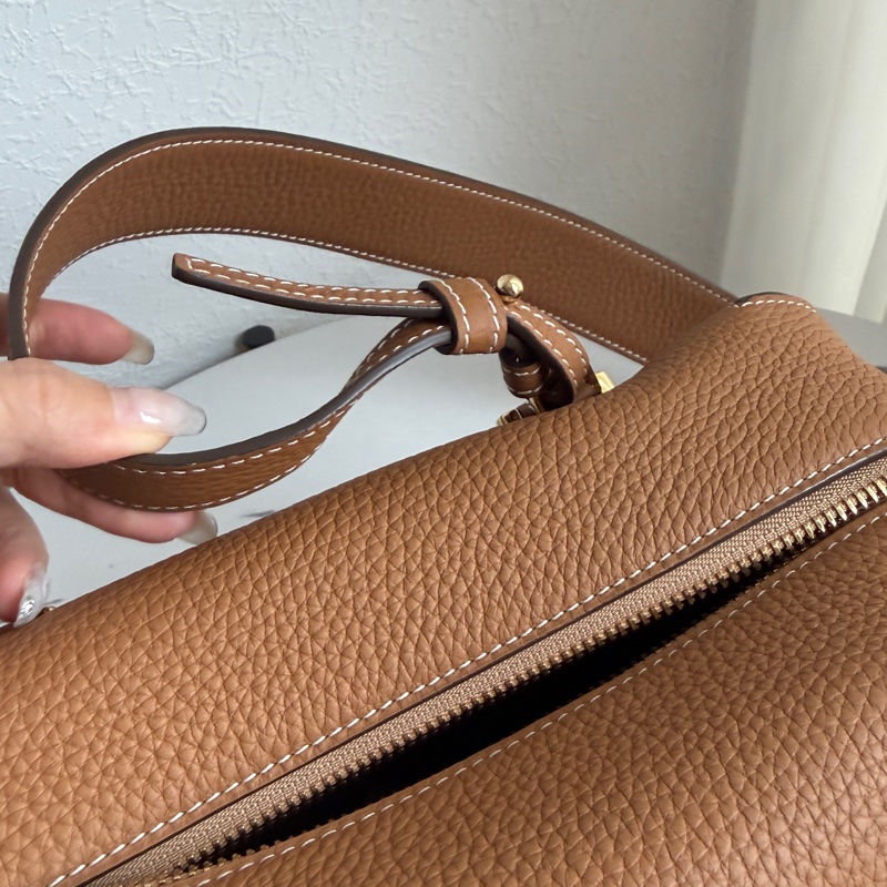 德爾沃超美焦糖色大D 皮革超好 貴婦專用包-14